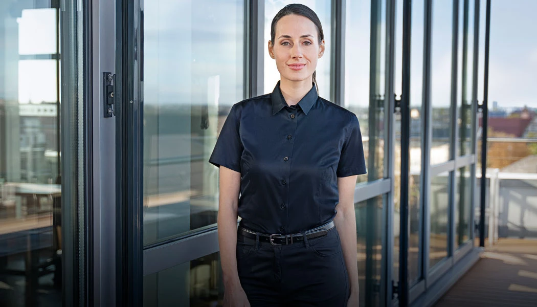 Bluse, Kleidung