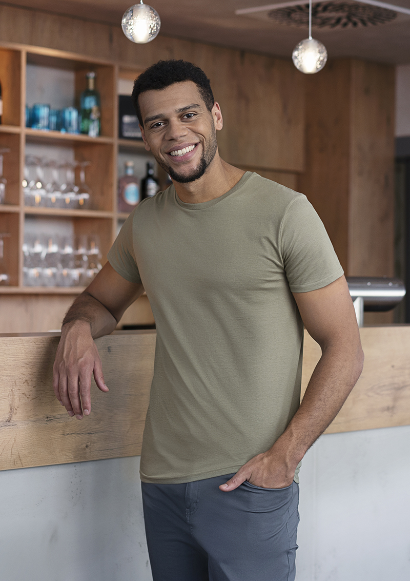 Men's Workwear T-Shirt Casual-Flair, from Sustainable Material, 51% GRS Certified Recycled Polyester / 46% Conventional Cotton / 3% Conventional Elastane