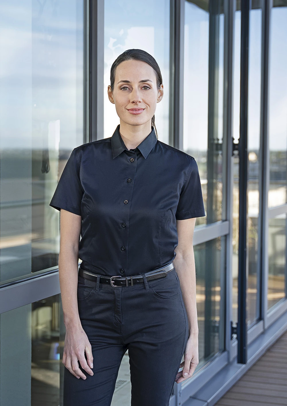 Kurzarm Damenbluse Active-Stretch in Modern-Fit Kurzarm Damenbluse Active-Stretch in Modern-Fit