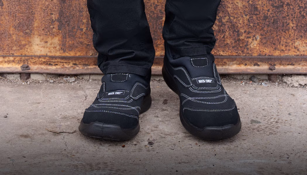 Bekleidung, Schuhwerk, Schuh, Sneaker, Person