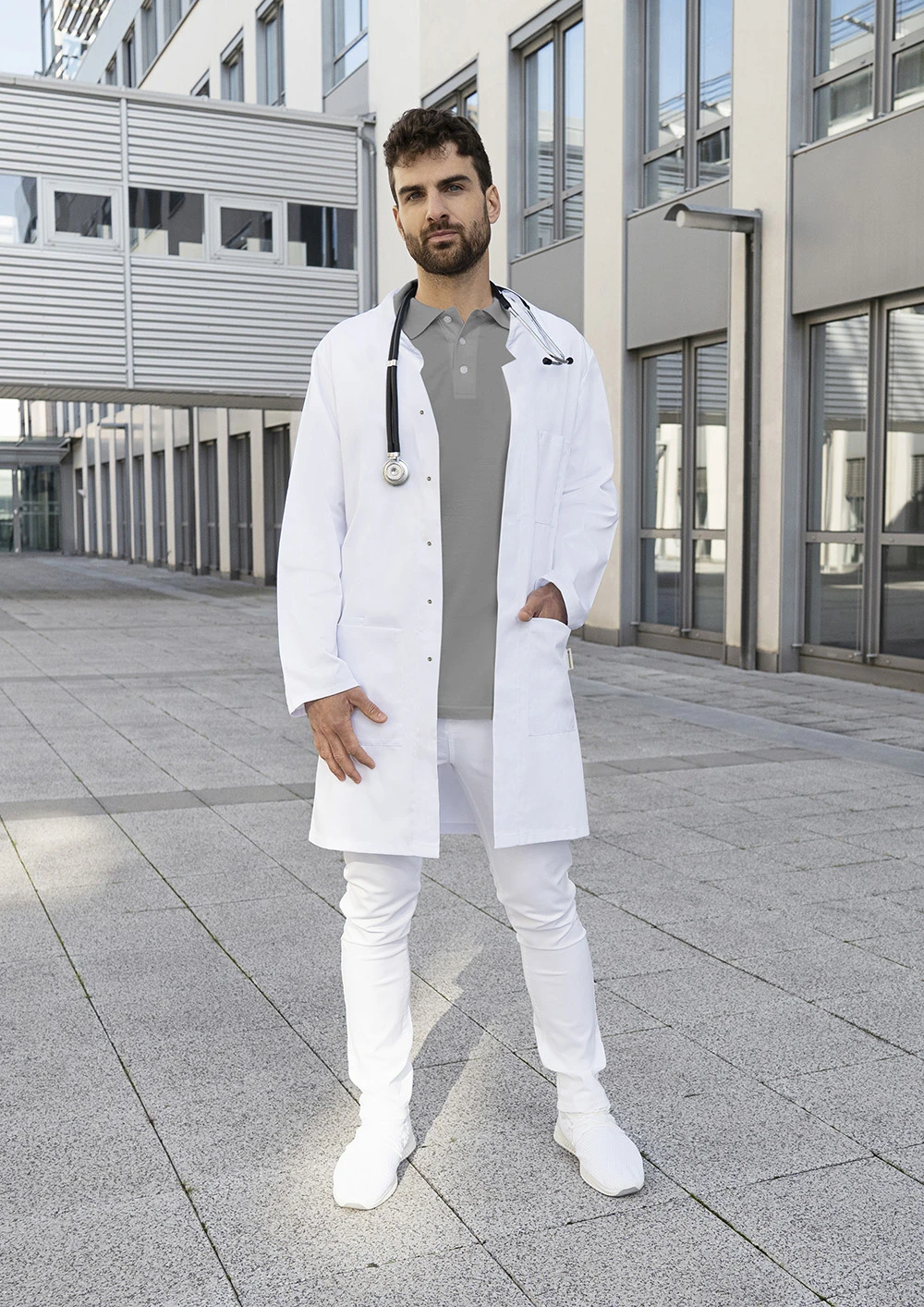 Herren Arzt- und Labormantel Modern-Shape mit Stehkragen und verdeckter Knopfleiste Herren Arzt- und Labormantel Modern-Shape mit Stehkragen und verdeckter Knopfleiste