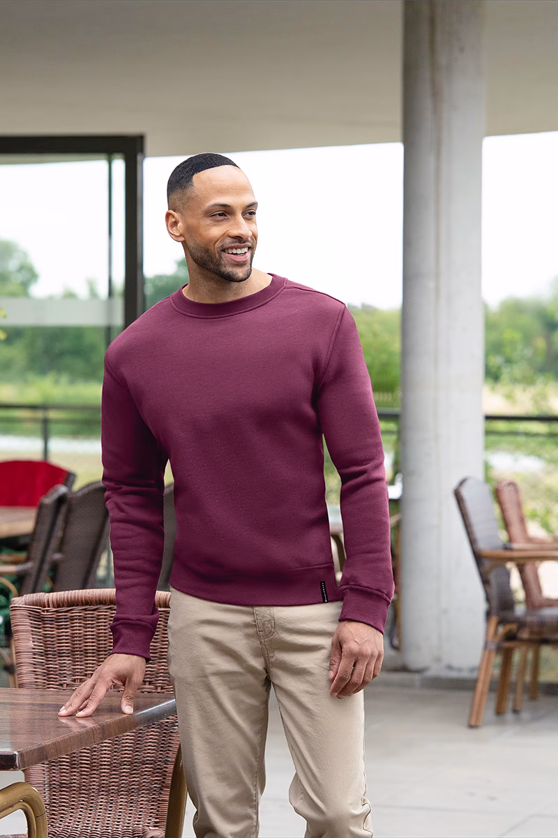 Pullover, Sweatshirt, Langarm, Weinrot, Beige Hose