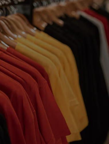 shirt, Kleidung, unifarben, rot, gelb