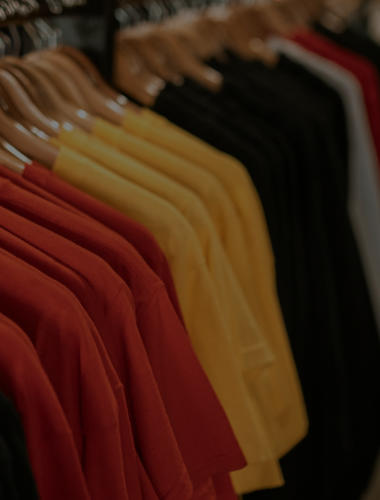 shirt, Kleidung, unifarben, rot, gelb