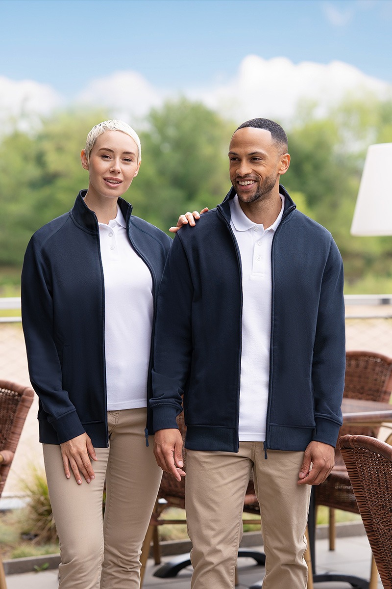 jaket, Reißverschluss, marineblau, Polohemd, Beige-Hosen, jacke, fleecejacke, navy, unisex, polo-shirt, jacke, Reißverschlussjacke, navyjacke, Poloshirt, khaki hose