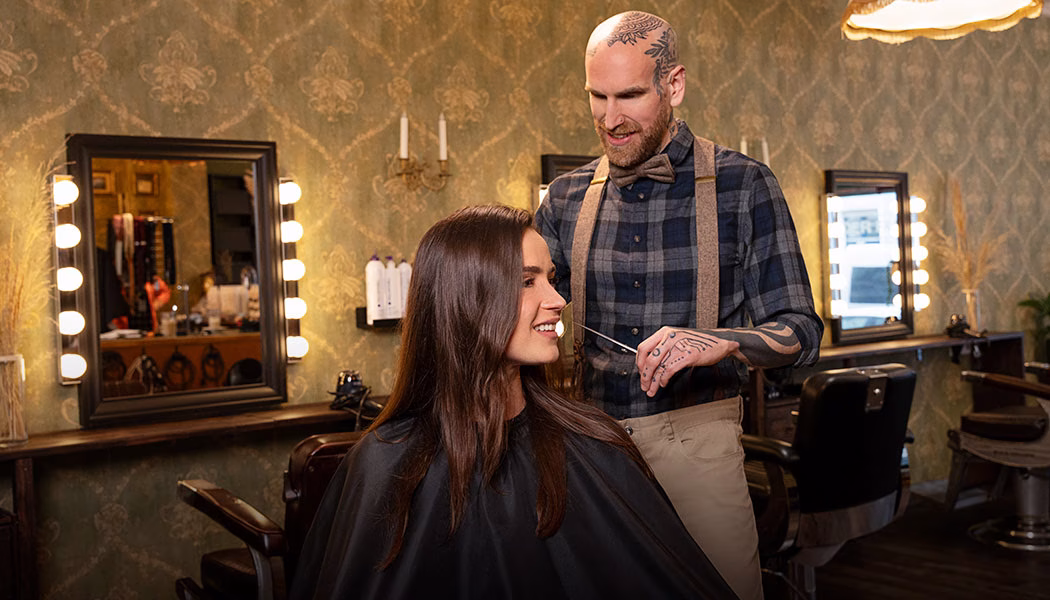 Drinnen, Friseursalon, Erwachsener, Mann, Person