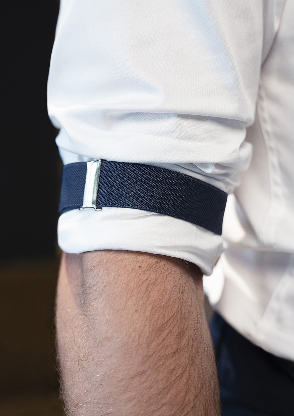 Ärmelhalter in marine, stufenlos verstellbar