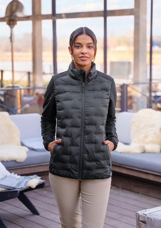 KARLOWSKY Damen Hybrid-Jacke Outdoor-Pro – schwarz (Am Modell)