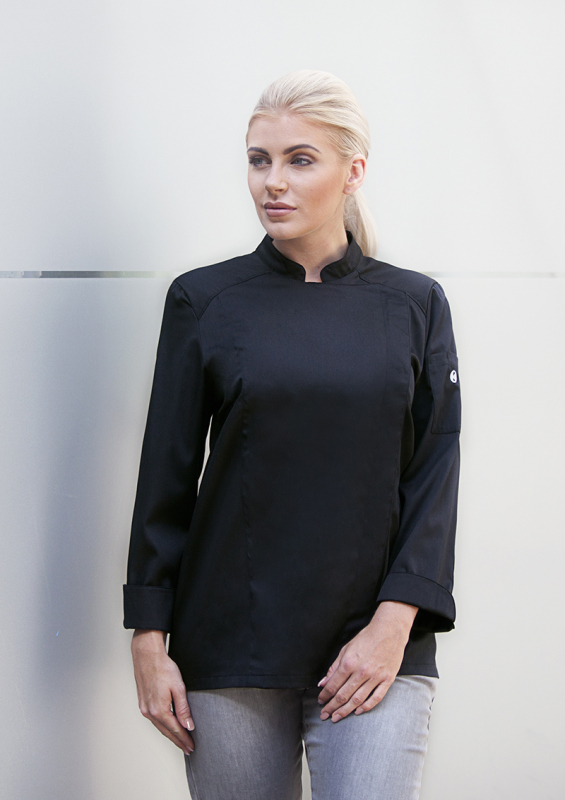 KARLOWSKY Langarm Damen-Kochjacke Naomi – schwarz (Am Modell)