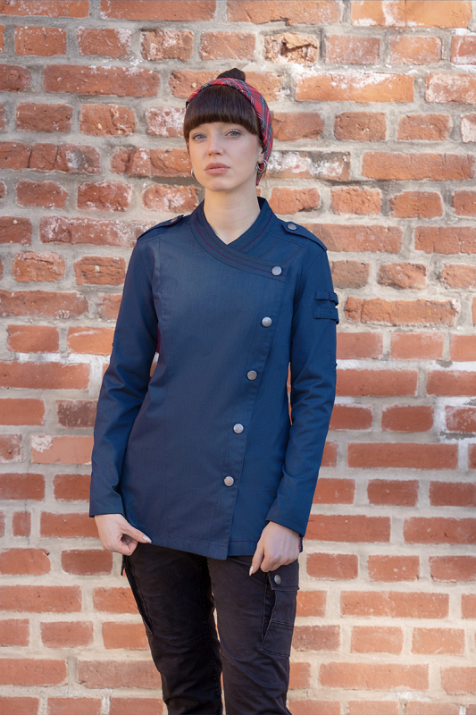 ROCK CHEF® Langarm Damen-Kochjacke Stage2, recyceltes Polyester – stahlblau (Am Modell)