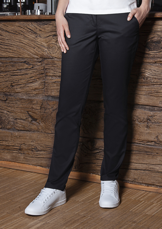 KARLOWSKY Damen Chinohose Modern-Stretch – schwarz (Am Modell)