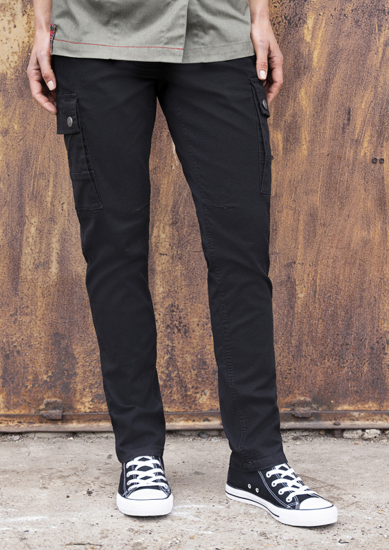 ROCK CHEF® Stretch Cargohose Stage2 Damen – schwarz (Am Modell)